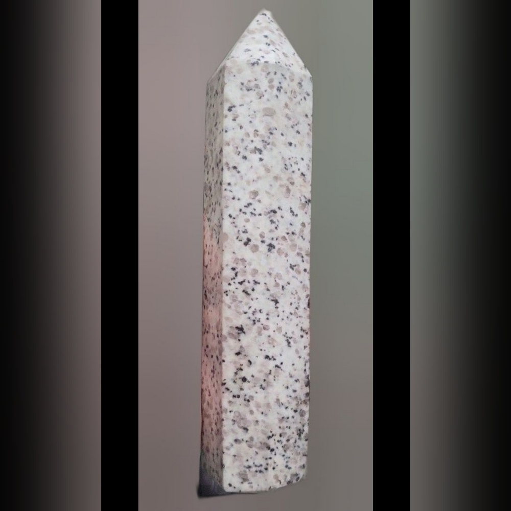 Kiwi Jasper Tower